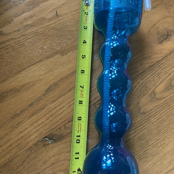 Pair of Blue Slush Puppie 12” Plastic Cups - Picture 5 of 6